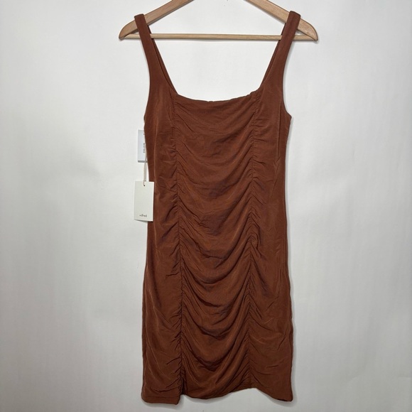 Aritzia Wilfred Lydia Ruched Bodycon Mini Dress NWT size Medium - Picture 2 of 12